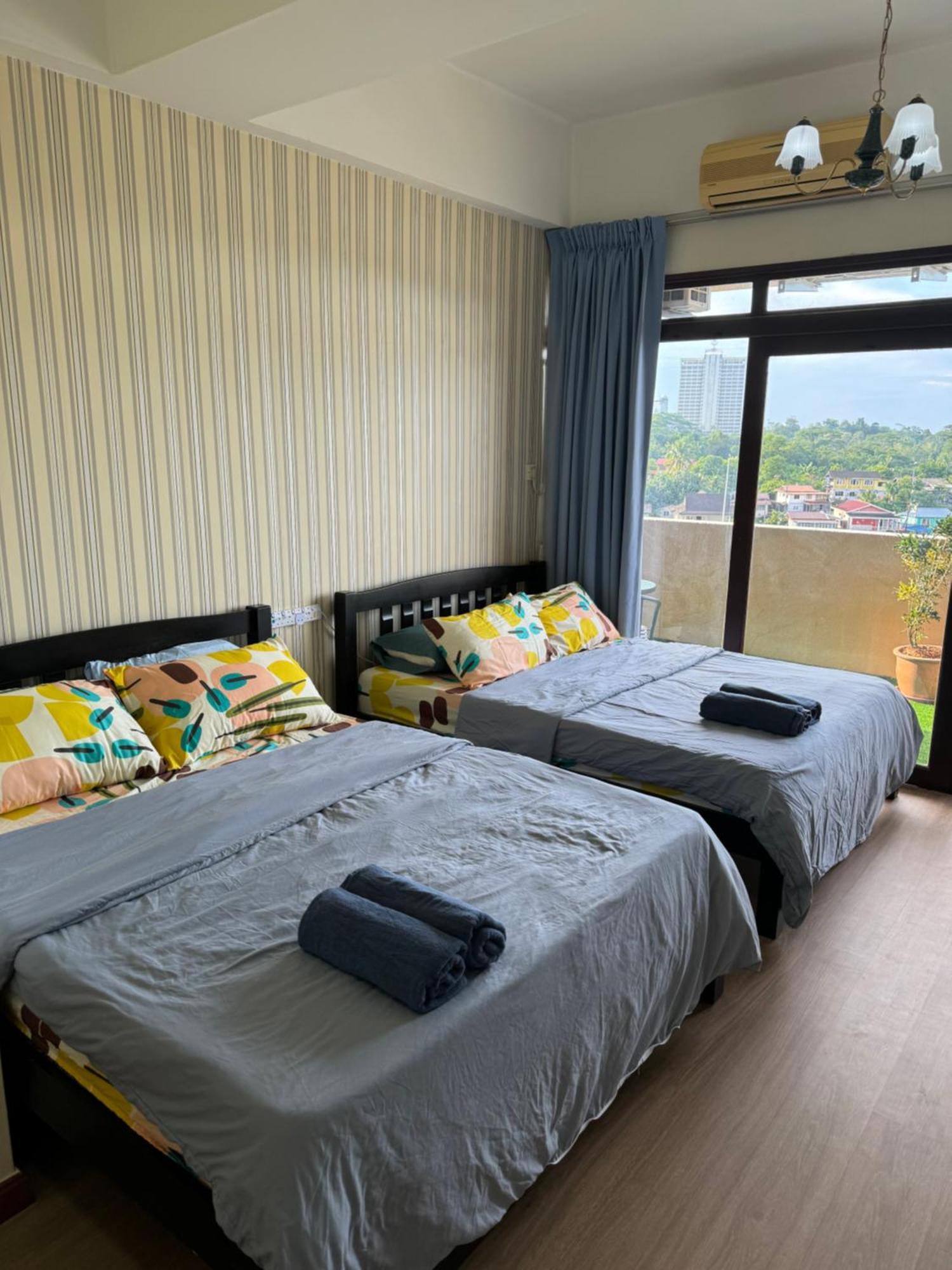 Riverview Home @Waterfront Kch Kuching Zimmer foto